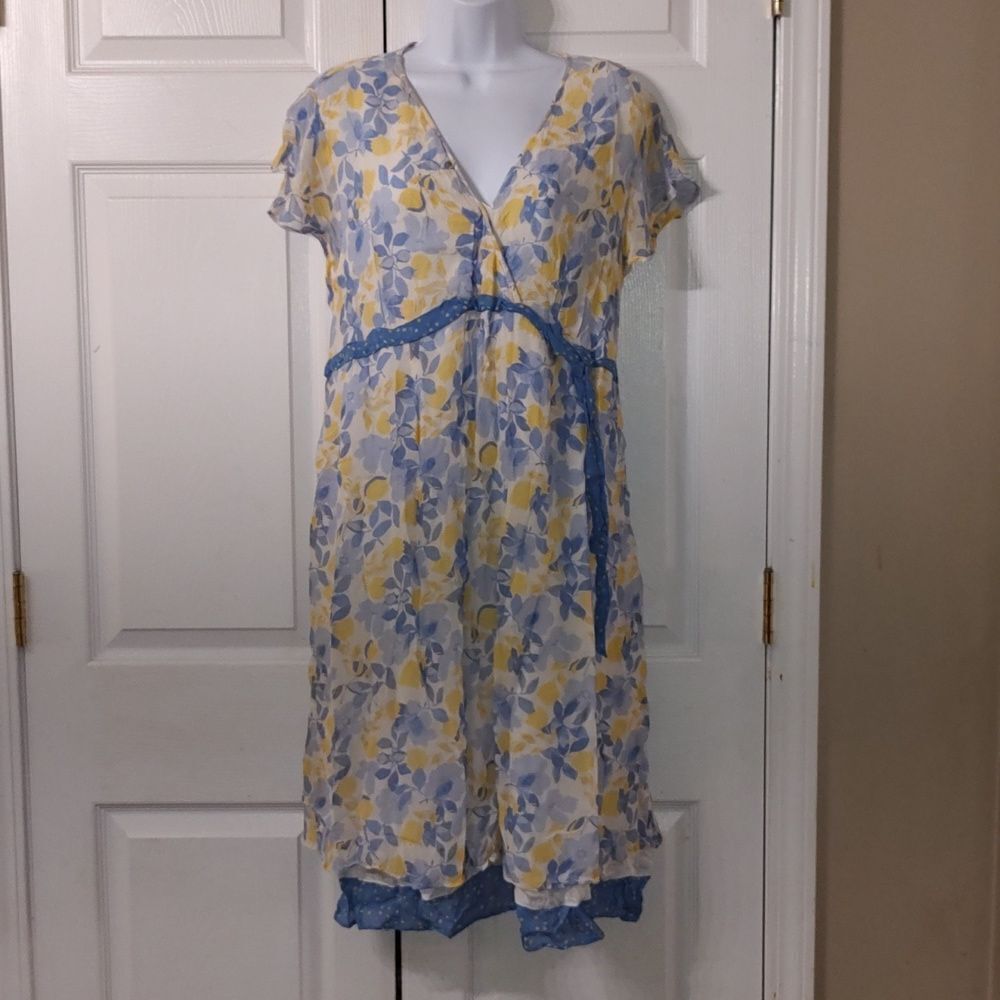 Two Hearts Maternity yellow blue floral v neck dress  Sz 2X